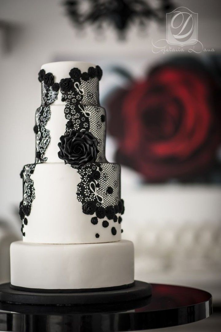 49 Amazing Black and White Wedding Cakes Deer Pearl Flowers
