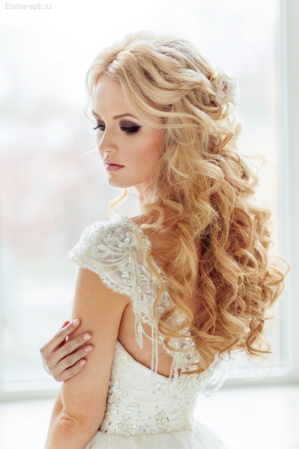 wedding hair curly downphoto