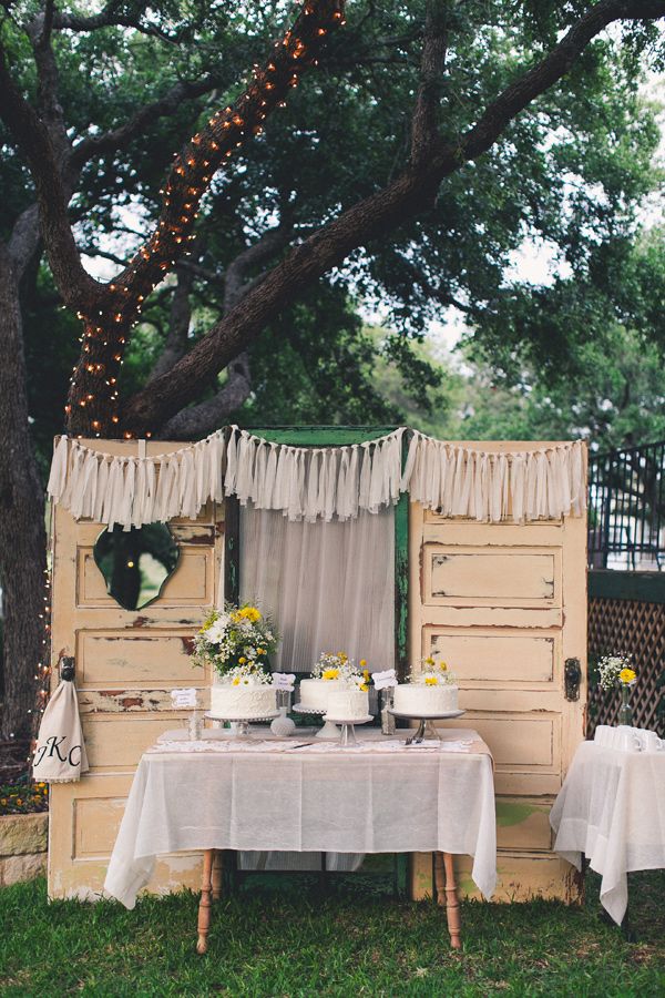 35 Rustic Old Door Wedding Decor Ideas for Outdoor Country ...