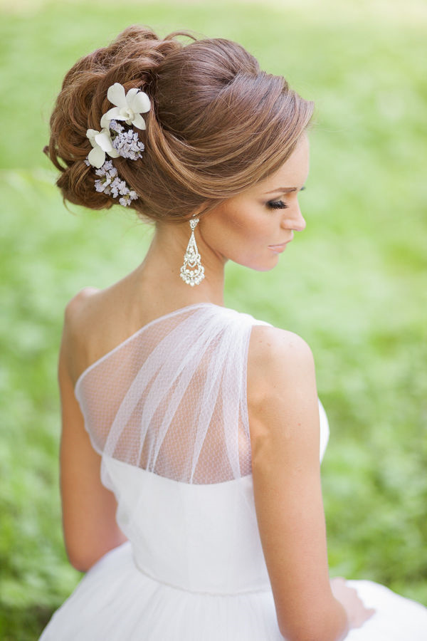 Image for wedding hairstyle updo with flowers