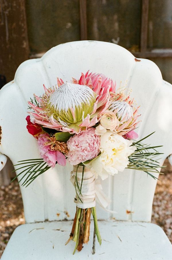 white and pink flower bouquet Modern bouquet bouquets bridesmaid timeless rustic chic flowers heyweddinglady flower greenery blush floral bride