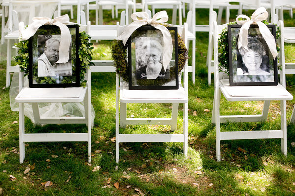 honoring loved ones wedding chair