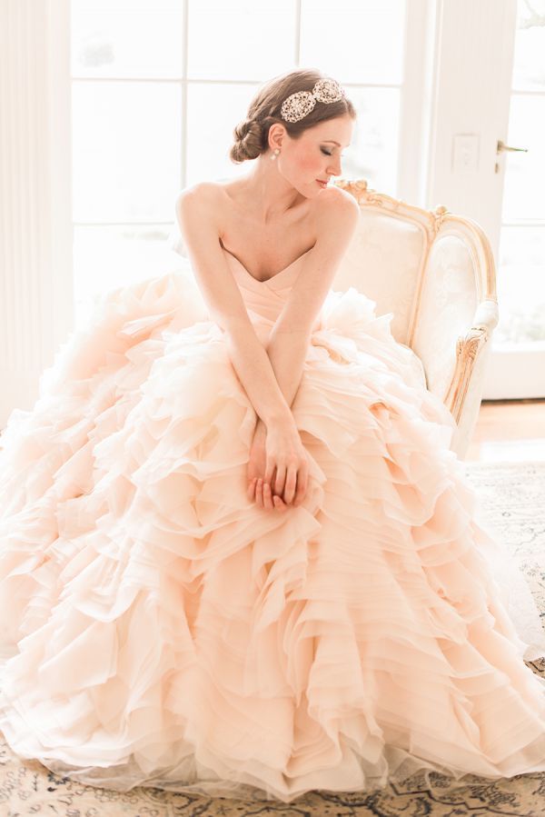 Vintage Strapless Ruffles Blush Wedding Dress