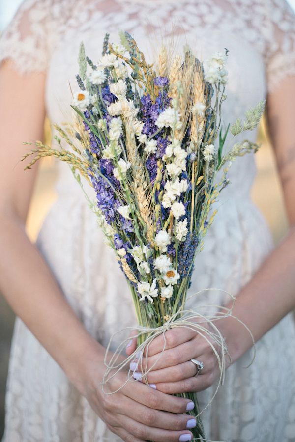 rustic wedding ideas - wheat and lavender wedding bouquet