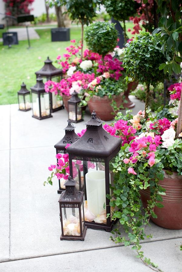 Black Lanterns Wedding Decor for Garden Wedding