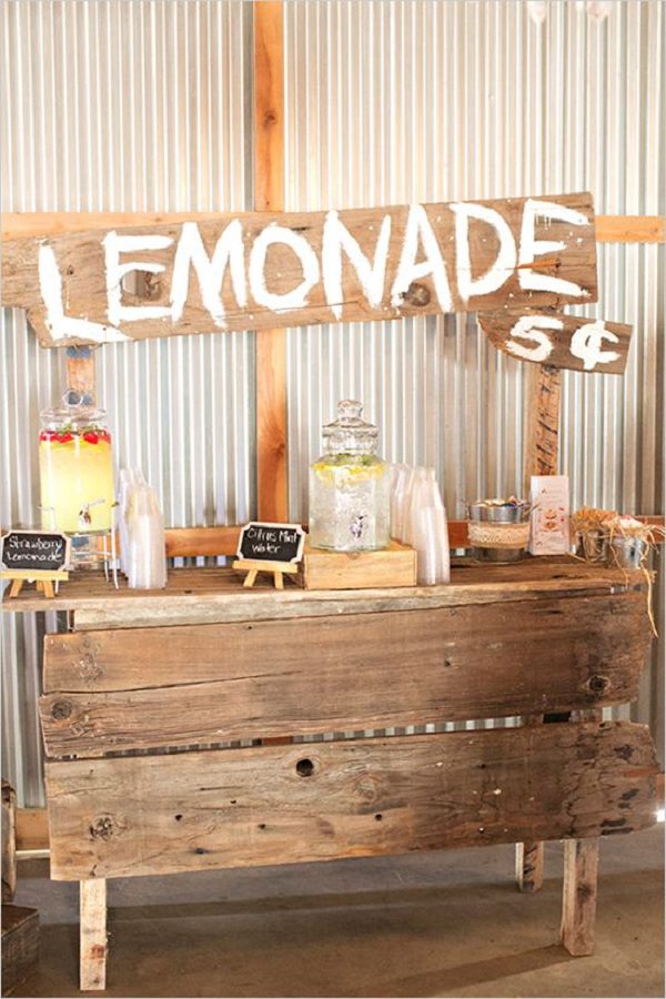 Cute lemonade stand at wedding