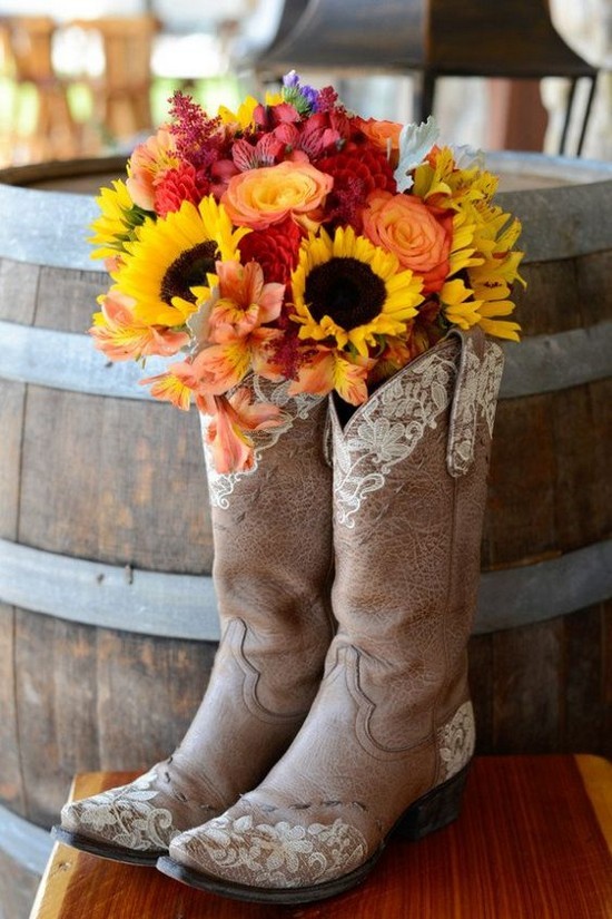 Diy Wedding Flowers in Cowboy Boots Wedding Decor