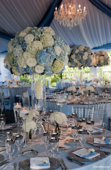 dusty blue and white hydrangea wedding decor ideas