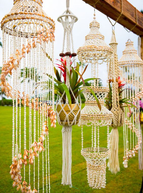 Bohemian 70s-Inspired macrame wedding backdrop