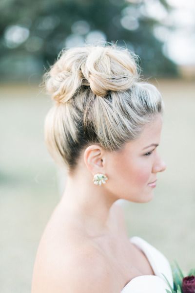 30 Top Knot Bun Wedding Hairstyles That Will Inspire(with 