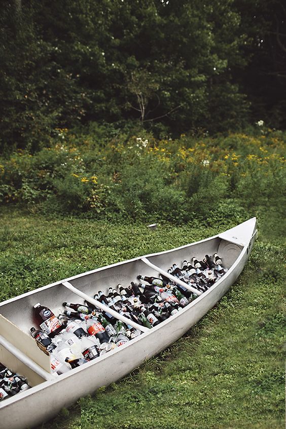Brilliant idea for drinks at a lake wedding