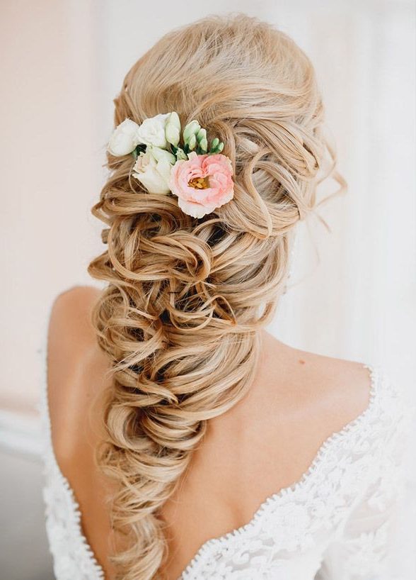 Classy Rustic Half Up Half Down Wavy Wedding Hairstyle with Flowers