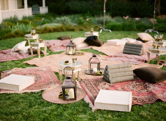 Outdoor wedding Lounge Area