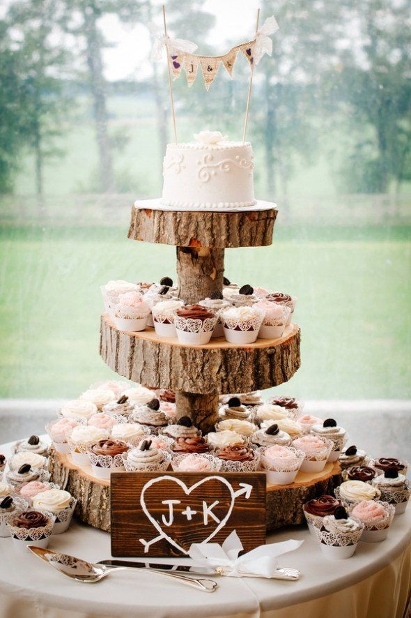 Rustic Wedding Cupcakes and Tree Stump Topper