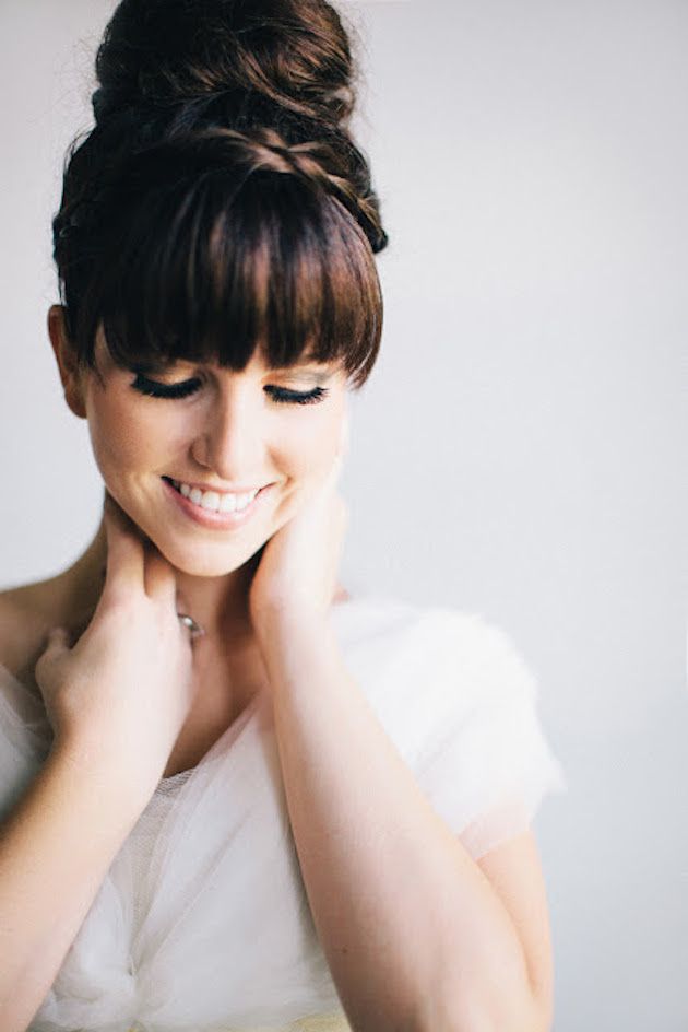 30 Top Knot Bun Wedding Hairstyles That Will Inspire With Tutorial Deer Pearl Flowers