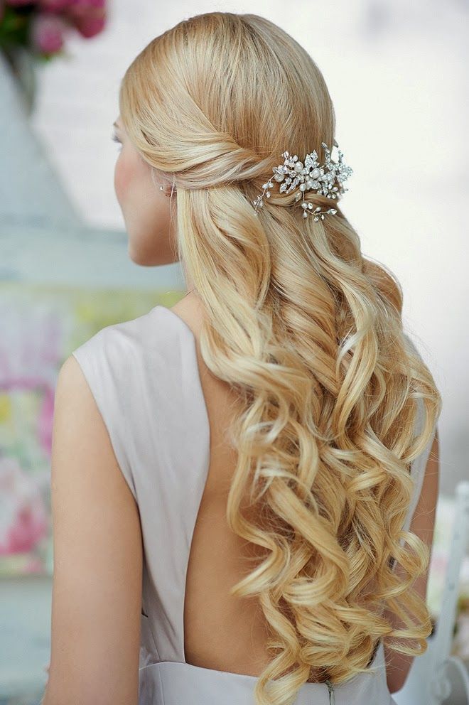 60 Gorgeous Updos for Short Hair That Look Totally Stunning