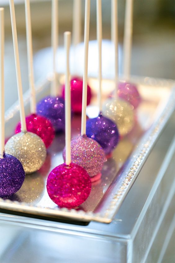 glittery cake pops