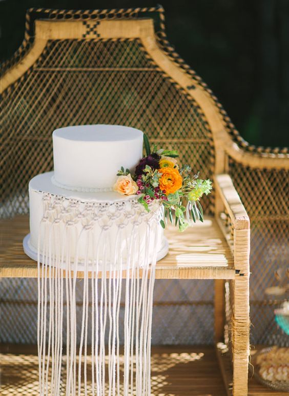 macrame inspired wedding cake