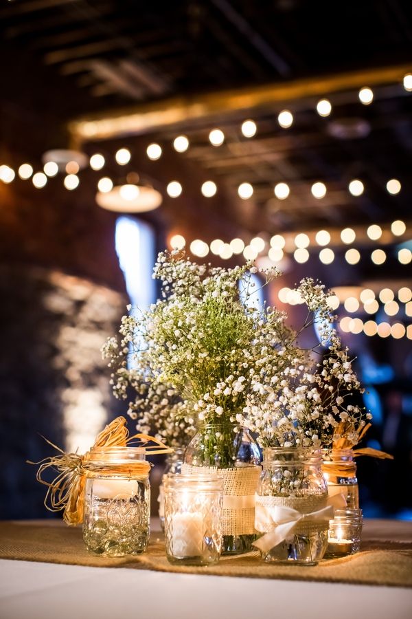 Baby’s breath flower centerpieces in Mason Jars with candel | Deer