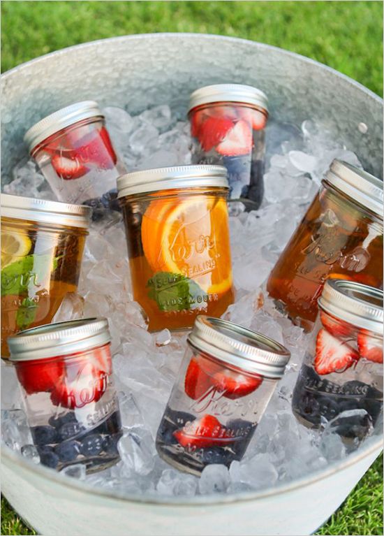 Diy fruit wedding drink favors with mason jar