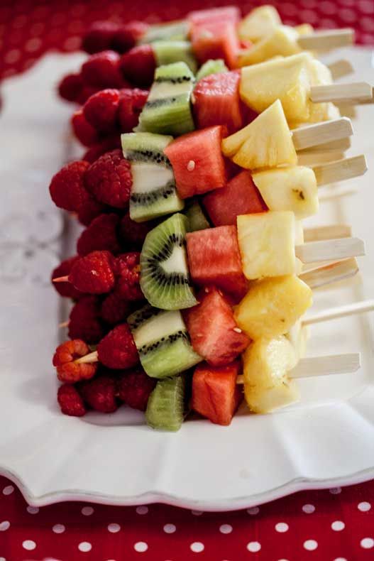 Fresh Fruit Skewers healthy simple and beautiful for spring and summer parties