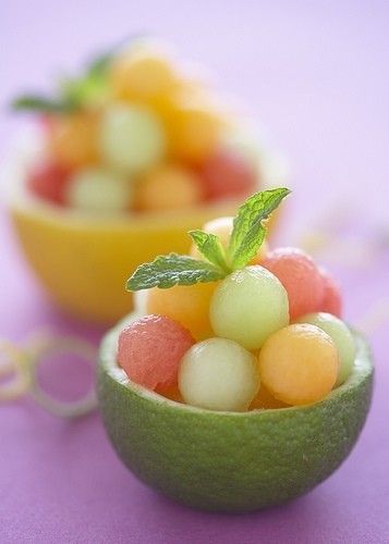Healty summer appetizers-Little melon balls in a lime