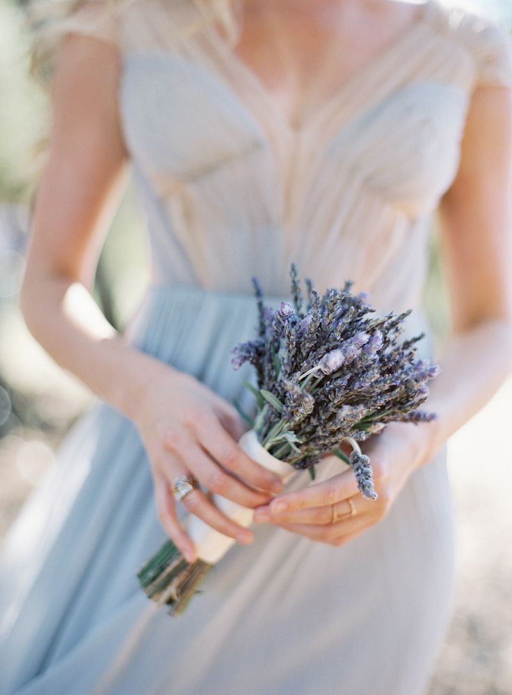 Lavender bridesmaid bouquet