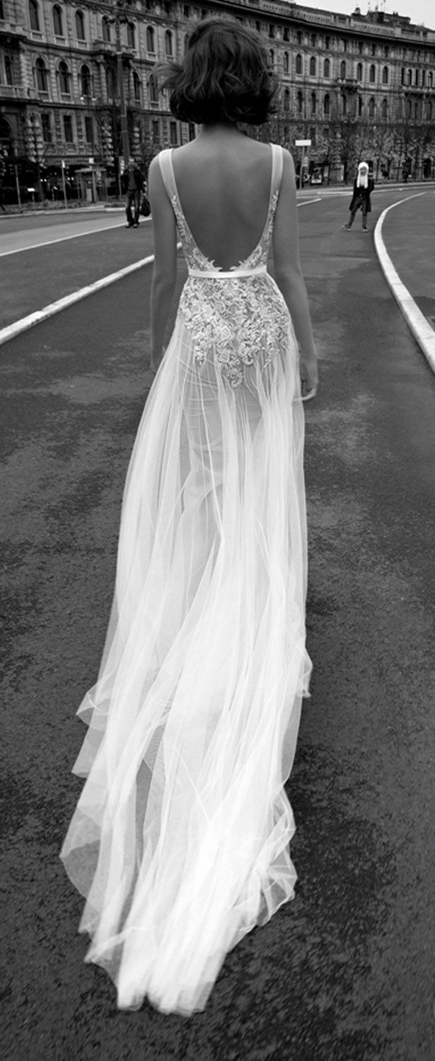 Liz Martinez Bridal Collection Milan 2015 Backless Tulle Wedding Dress
