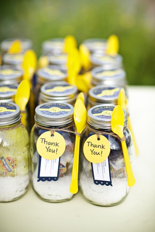 Mason Jar Wedding Favors