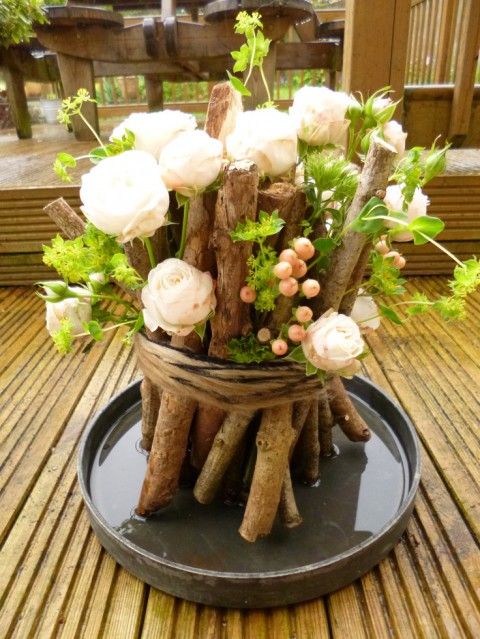 Outdoor Woodland Wedding Decor Ideas-Roses and Wood Centerpieces