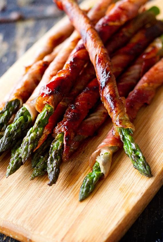 Prosciutto Wrapped Asparagus for Fall Weddings