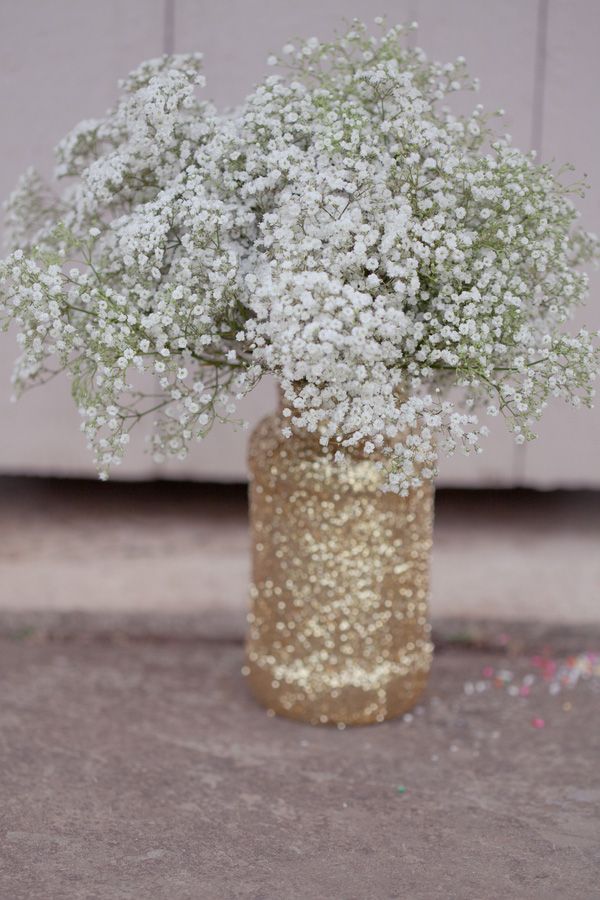 Rustic wedding ideas - Handmade Gold Glitter Mason Jars with Baby's Breath