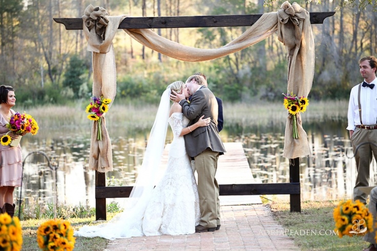 Sunflowers Wedding Decoration Ideas