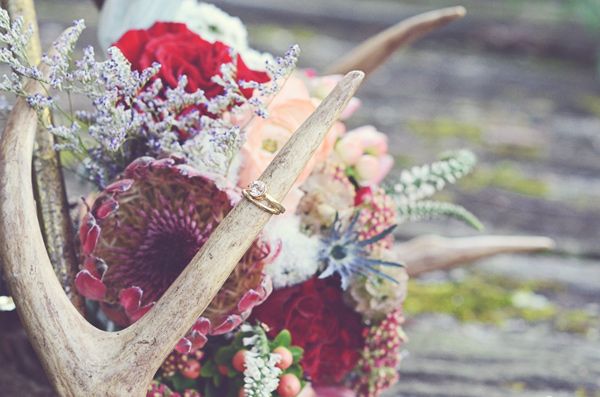 boho woodland inspired bouquet and wedding rings