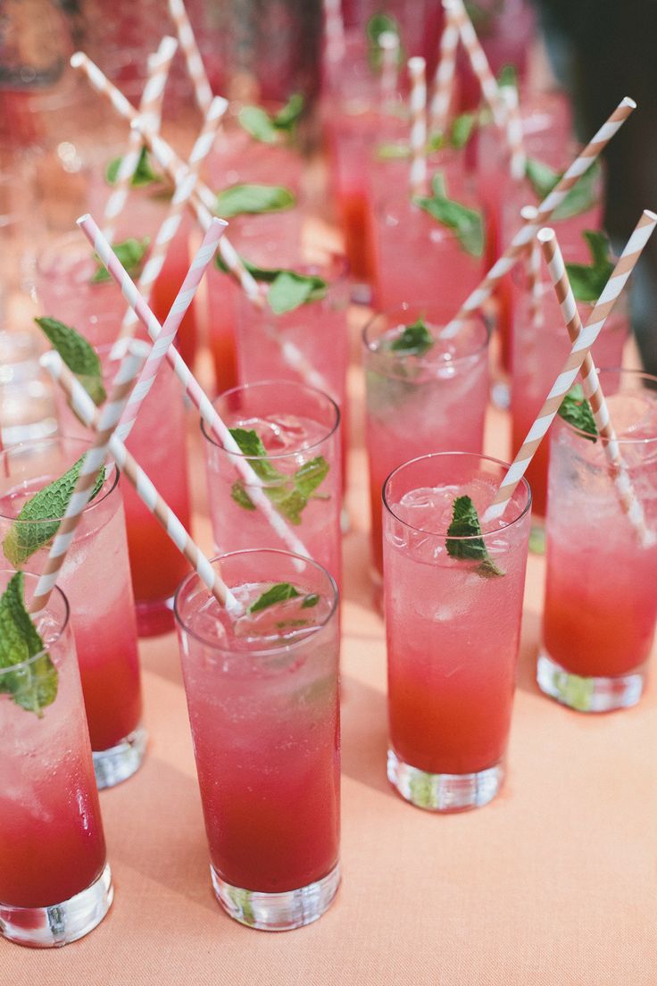 coral cocktails with mint leaf