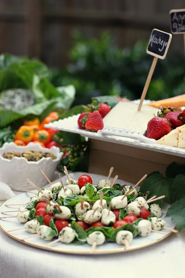 mozzarella with basil cherry tomatoes and spinach