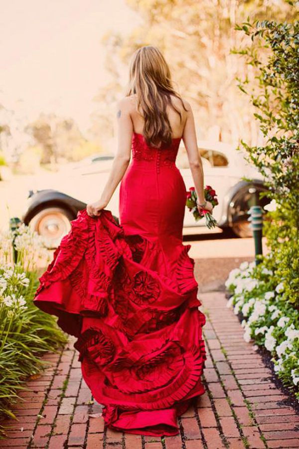 red mermaid wedding dress