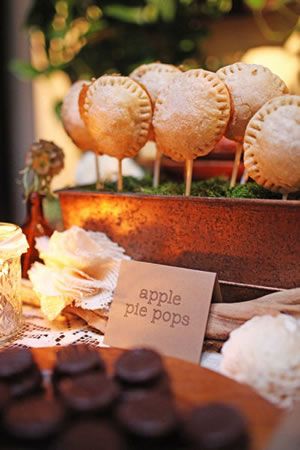 rustic-chic style apple pie pos for fall wedding