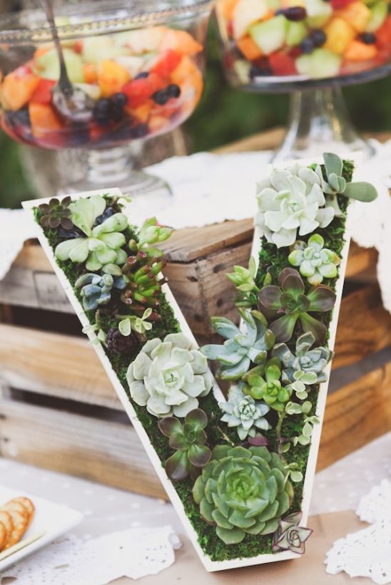 35 Pretty Monograms & Initials Wedding Ideas for Your Big Day 32 rustic wedding decor ideas-Succulent monogram wedding decor