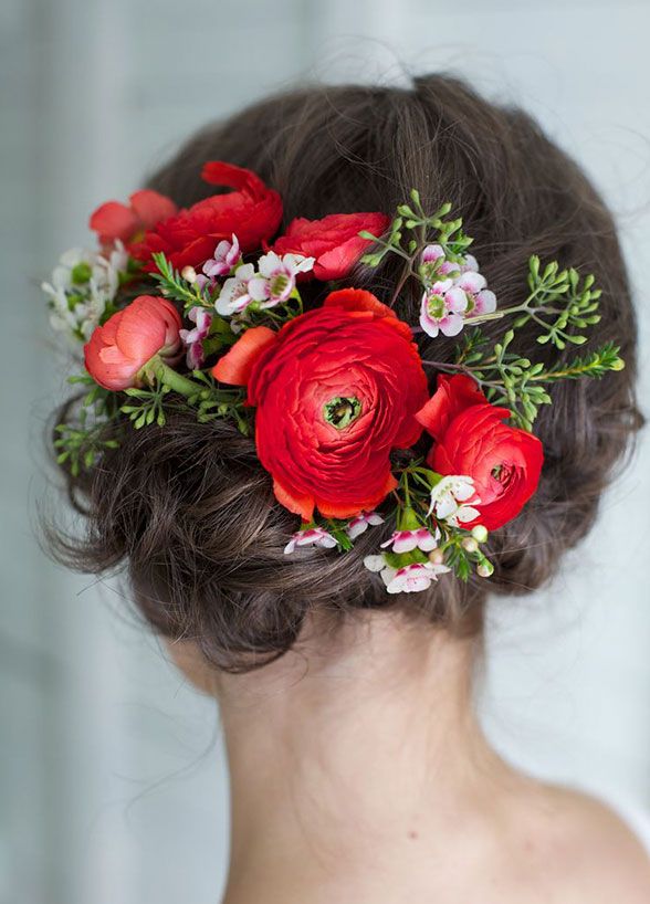 46 Romantic Wedding Hairstyles with Flower Crown + DIY 