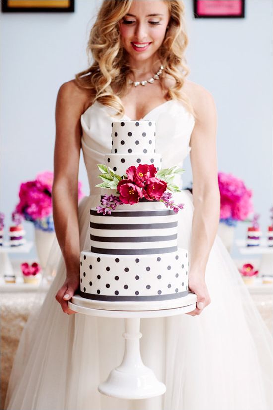 Black and white wedding cakes with penny