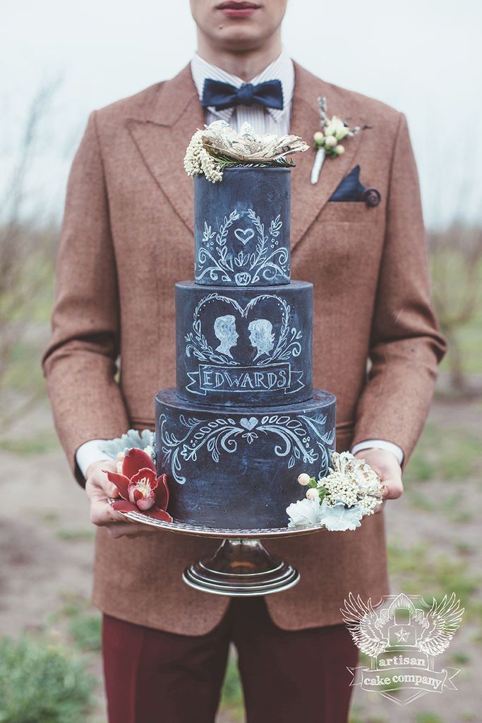 Black fondant chalkboard wedding cake for rustic weddings