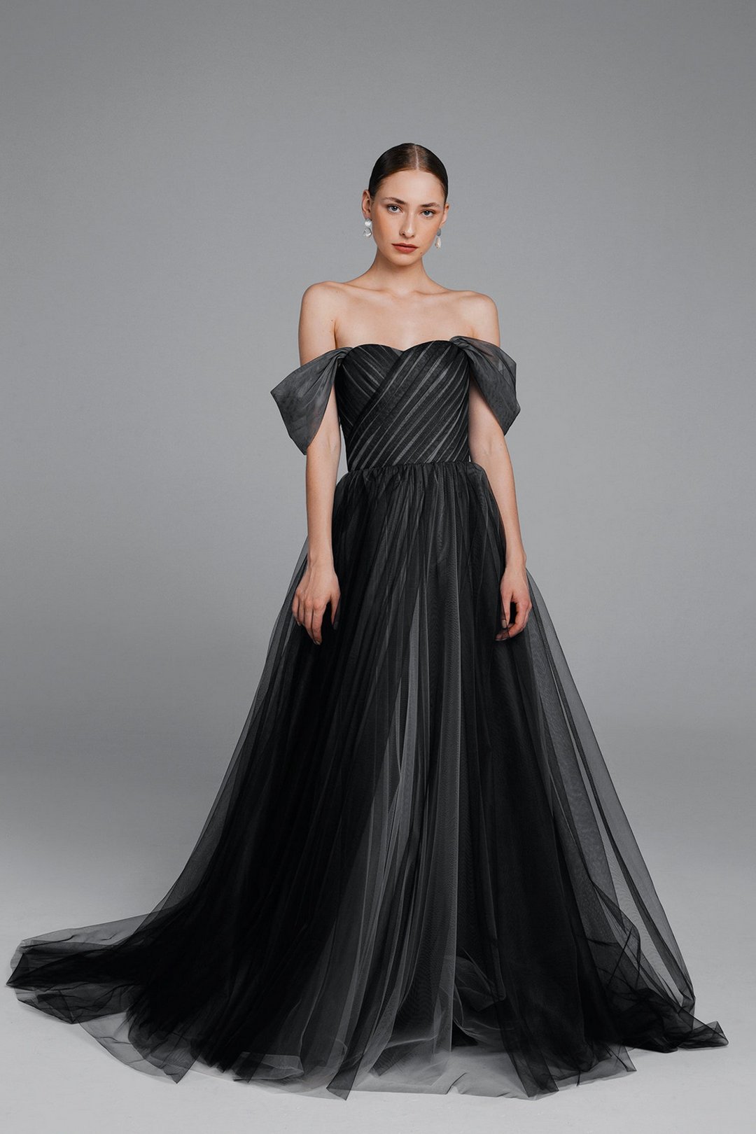 Black off the shoulder tulle wedding dress