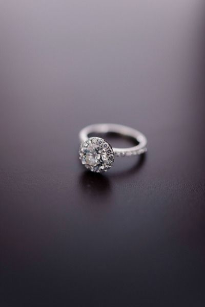 Round perfection vintage ring for engagement