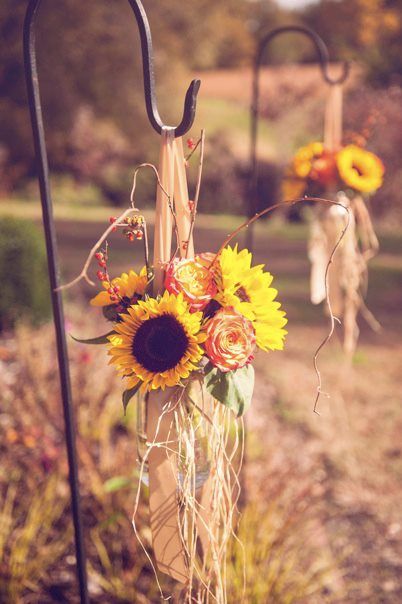 September wedding decorations-sunflowers and raffia
