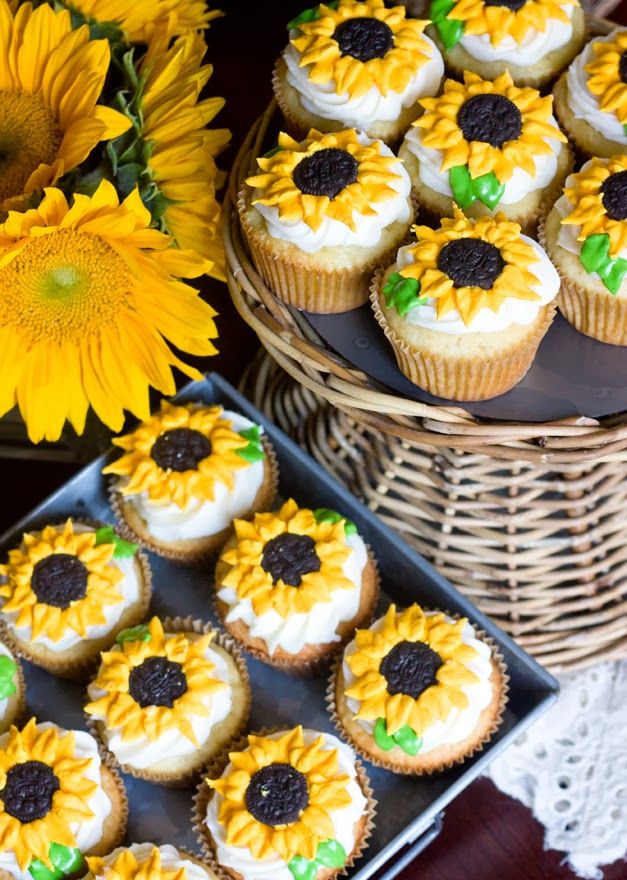 Sunflower Cupcakes for Rustic Fall Weddings