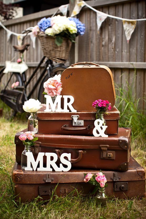 Vintage Ms & Mrs Wedding Decor