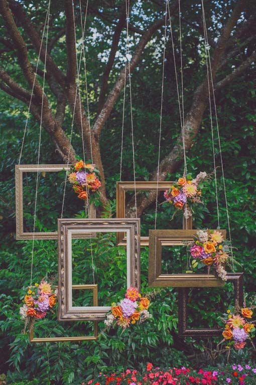 Vintage picture frame with flower wedding backdrop decor