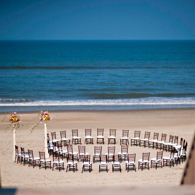 beach wedding aisle idea