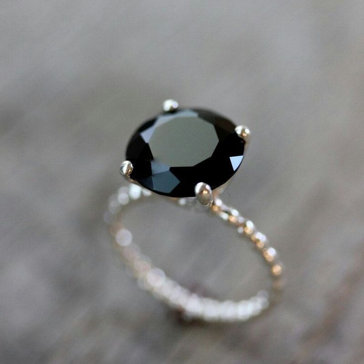 20 Gorgeous Black Diamond Engagement Rings 7 black wedding rings for her
